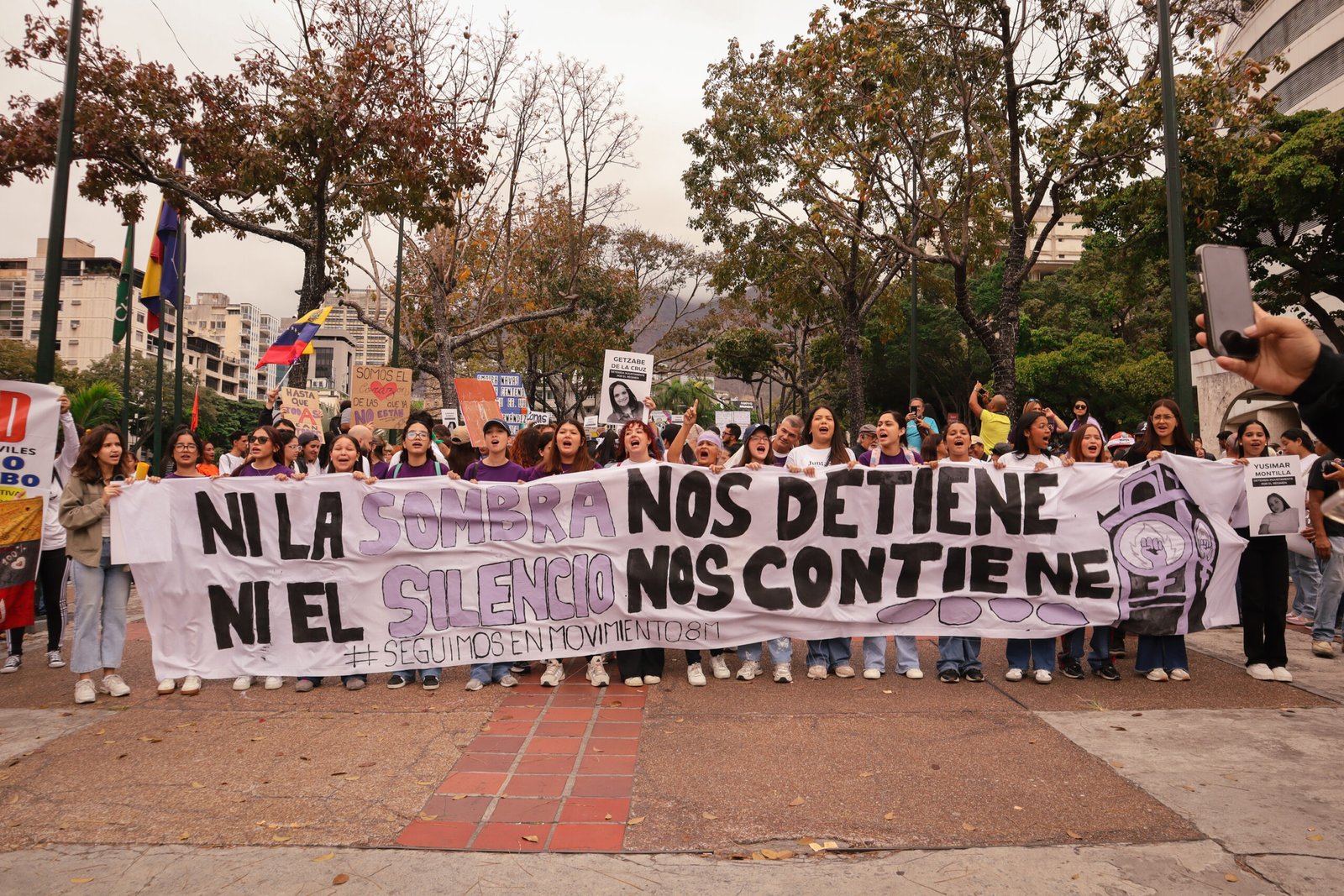 Feministas y activistas marcharon en Caracas por el 8M